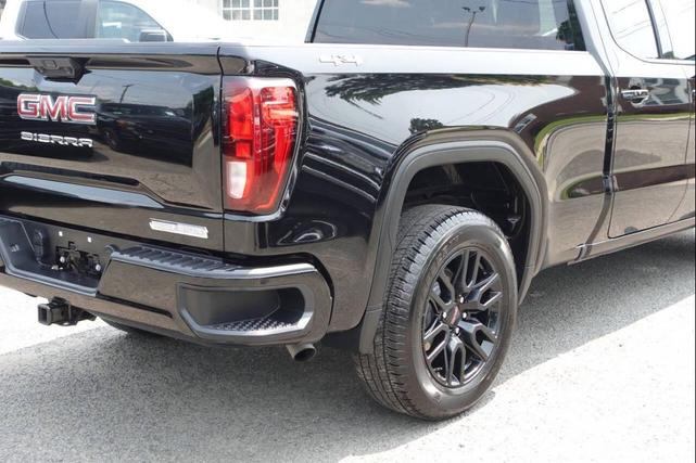Photo of 2023 Black GMC Sierra 1500