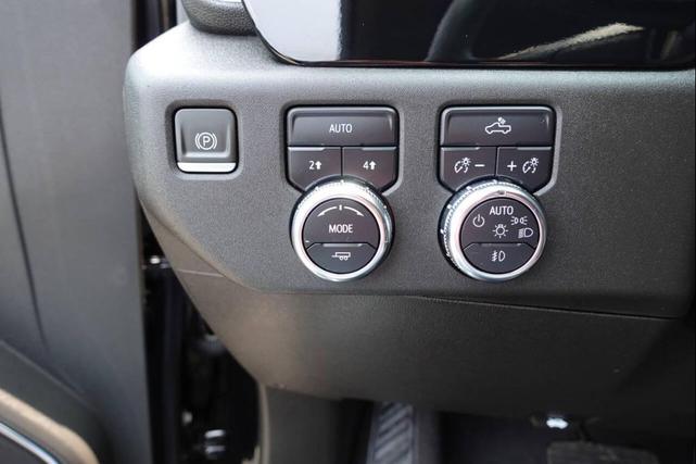 Photo of 2023 Black GMC Sierra 1500