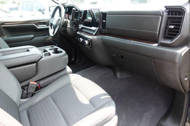 Photo of 2023 Black GMC Sierra 1500