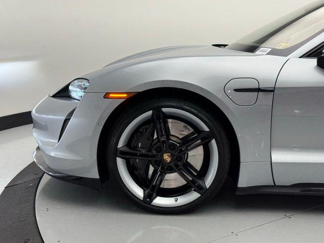 Photo of 2020 Dolomite Porsche Taycan