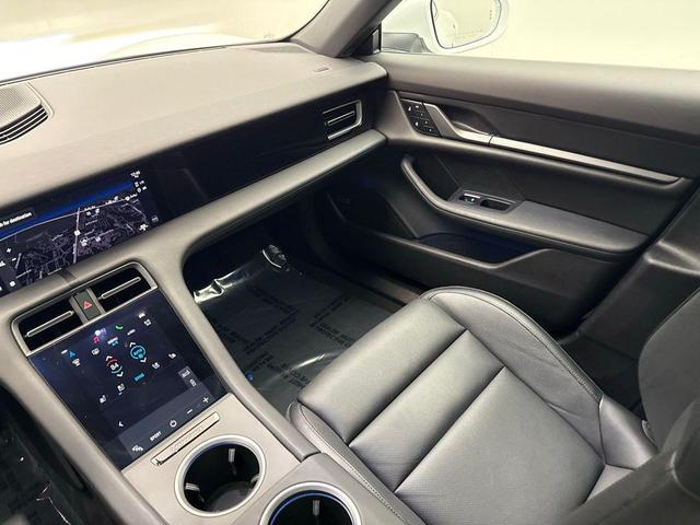 Photo of 2023 White Porsche Taycan