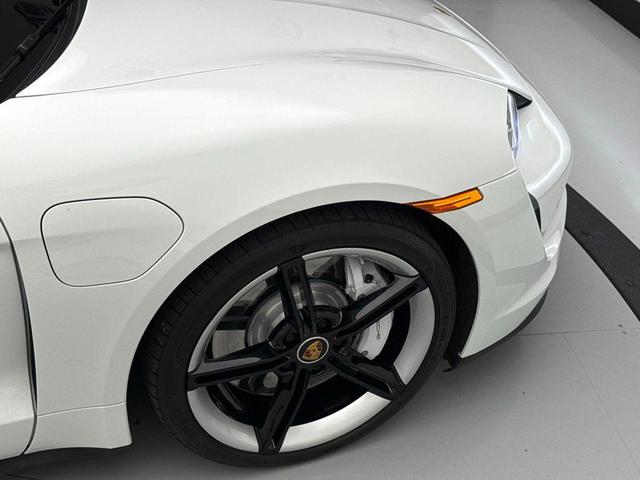 Photo of 2023 White Porsche Taycan