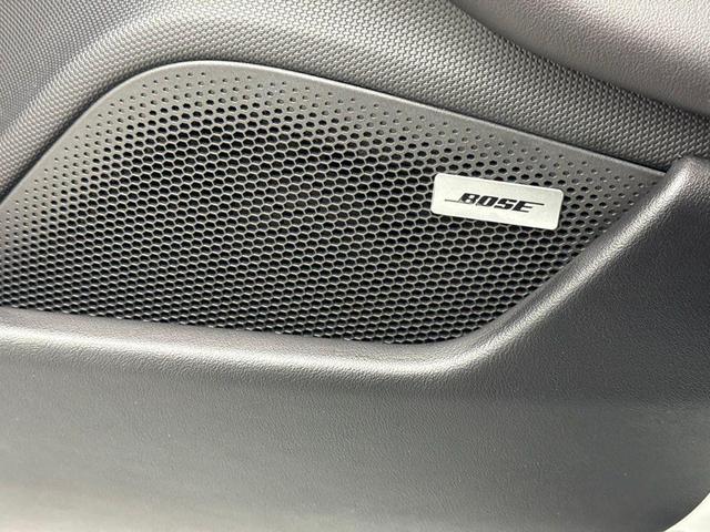 Photo of 2023 White Porsche Taycan