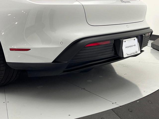 Photo of 2022 Carrara White Porsche Taycan
