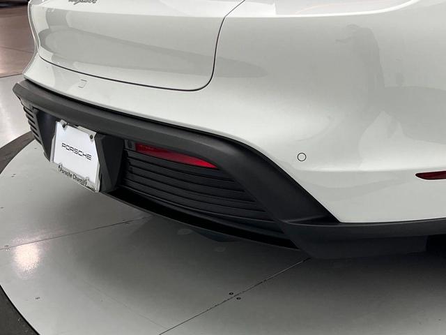 Photo of 2022 Carrara White Porsche Taycan