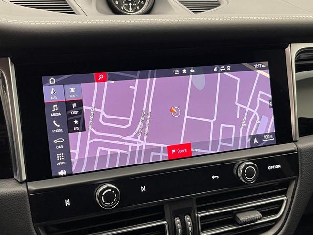 Photo of 2022 Night Blue Porsche Macan