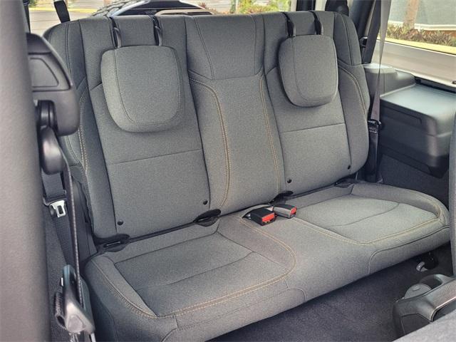Photo of 2025 Anvil Clearcoat Jeep Wrangler