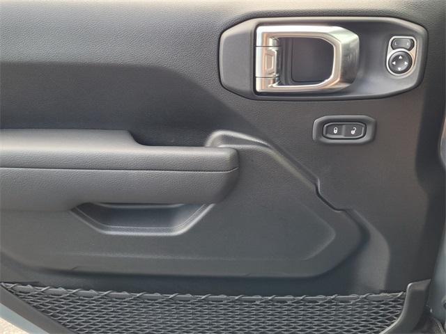 Photo of 2025 Anvil Clearcoat Jeep Wrangler