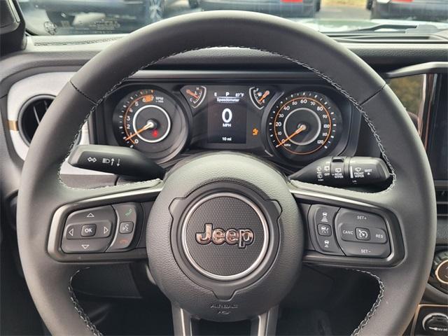 Photo of 2025 Anvil Clearcoat Jeep Wrangler