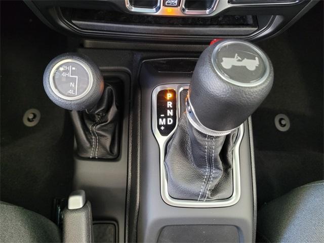 Photo of 2025 Anvil Clearcoat Jeep Wrangler