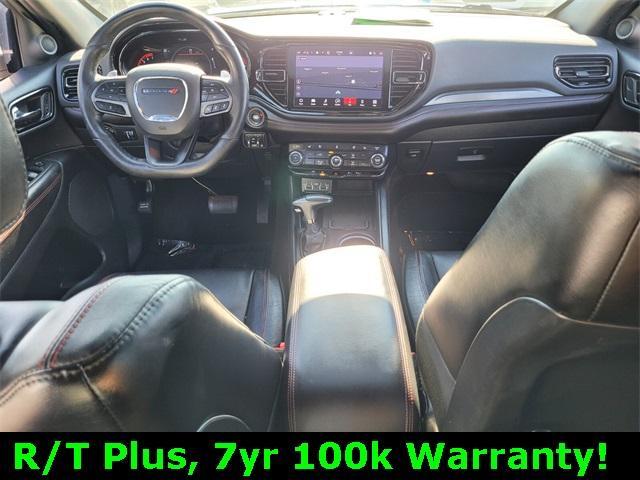 Photo of 2023 DB Black Crystal Clearcoat Dodge Durango