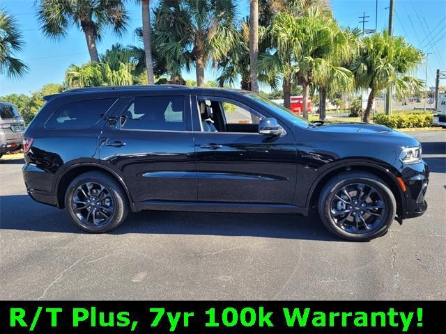 Photo of 2023 DB Black Crystal Clearcoat Dodge Durango