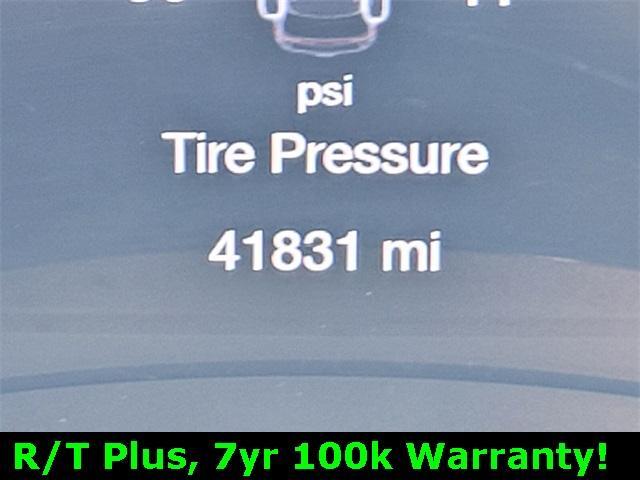 Photo of 2023 DB Black Crystal Clearcoat Dodge Durango