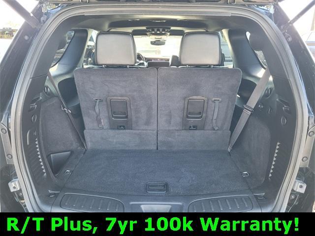Photo of 2023 DB Black Crystal Clearcoat Dodge Durango