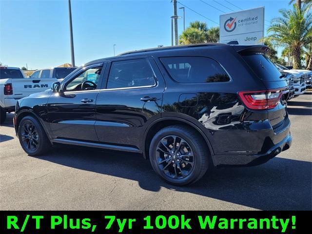 Photo of 2023 DB Black Crystal Clearcoat Dodge Durango