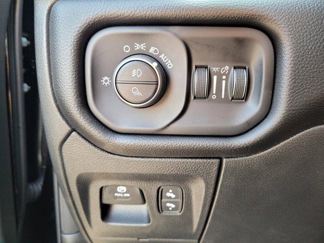 Photo of 2025 Diamond Black RAM 1500