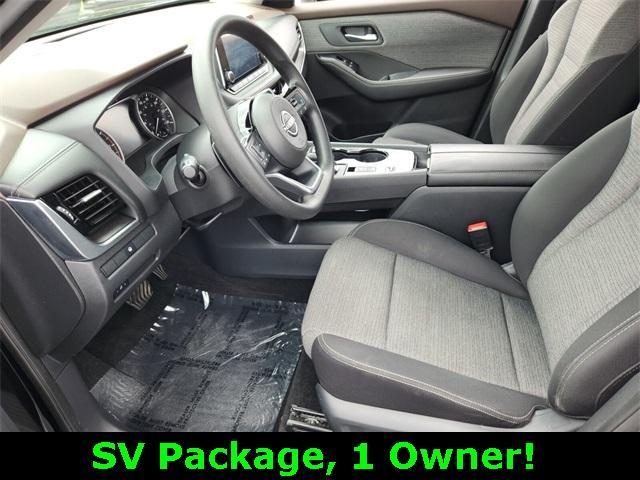 Photo of 2022 Black Nissan Rogue