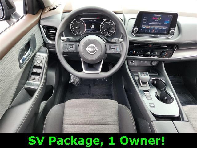 Photo of 2022 Black Nissan Rogue