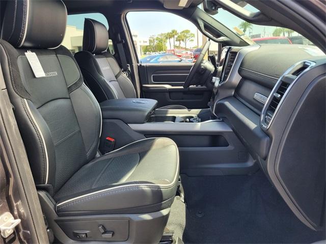 Photo of 2025 Granite Crystal Clearcoat Metallic RAM 2500