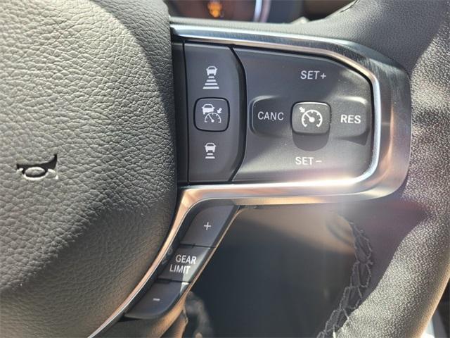 Photo of 2025 Granite Crystal Clearcoat Metallic RAM 2500