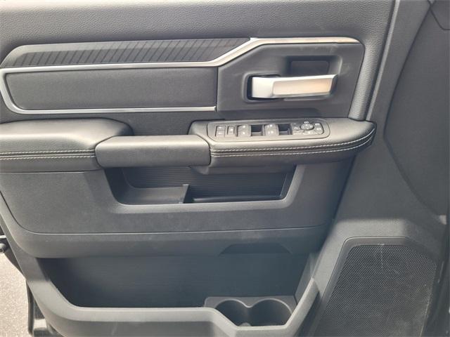 Photo of 2025 Diamond Black RAM 2500