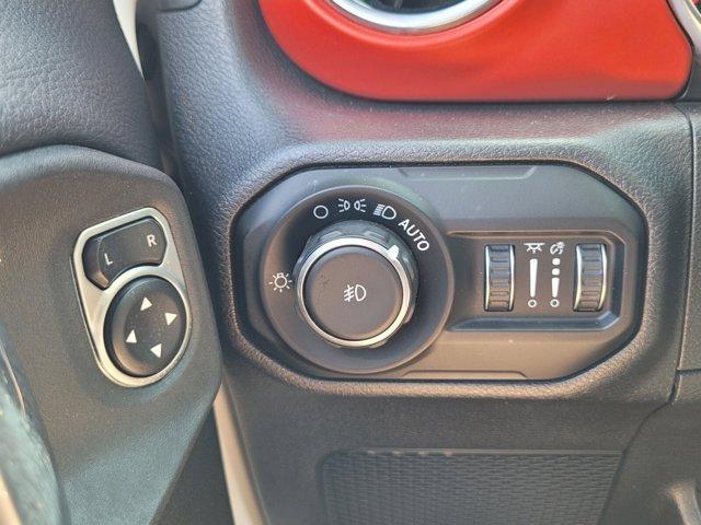 Photo of 2021 Bright White Clearcoat Jeep Wrangler Unlimited