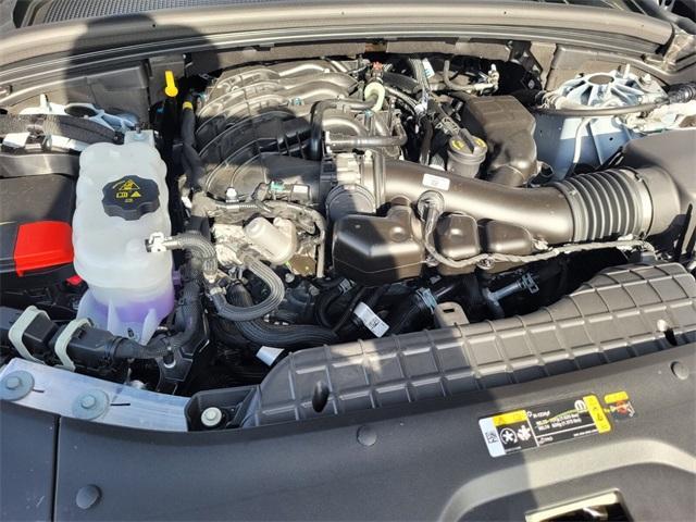 Photo of 2025 Bright White Clearcoat Jeep Grand Cherokee