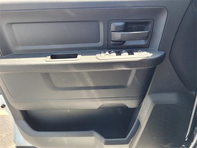 Photo of 2025 Bright White Clearcoat RAM 2500