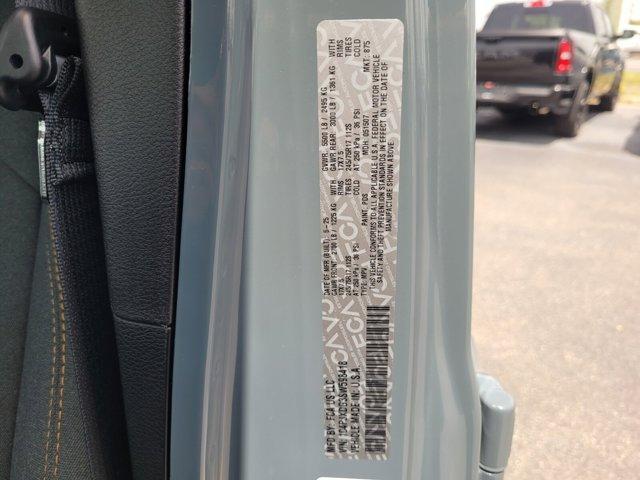 Photo of 2025 Anvil Clearcoat Jeep Wrangler