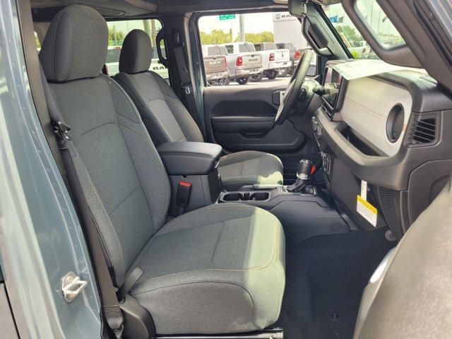Photo of 2025 Anvil Clearcoat Jeep Wrangler