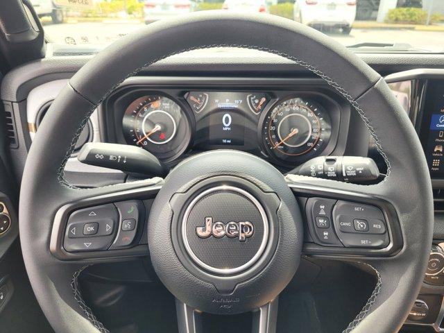 Photo of 2025 Anvil Clearcoat Jeep Wrangler