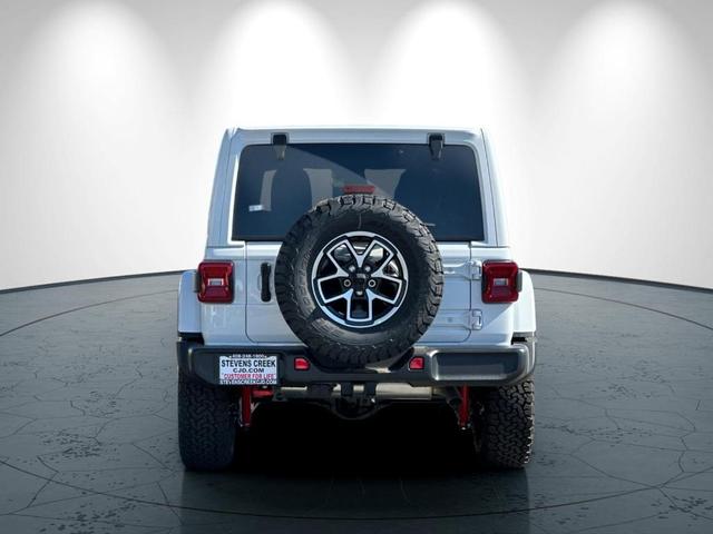 Photo of 2025 Bright White Clearcoat Jeep Wrangler