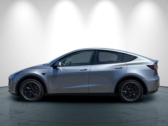 Photo of 2024 Gray Tesla Model Y