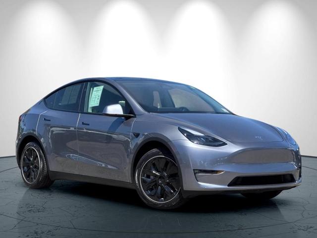 Photo of 2024 Gray Tesla Model Y