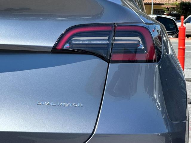 Photo of 2024 Gray Tesla Model Y