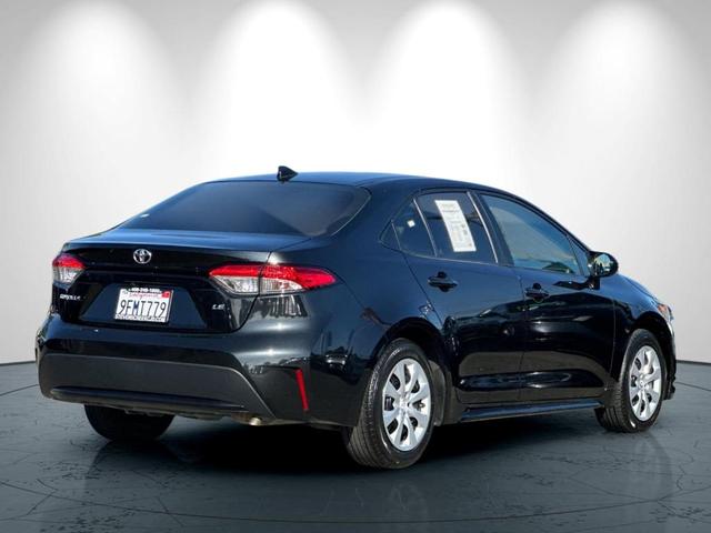 Photo of 2021 Black Sand Pearl Toyota Corolla