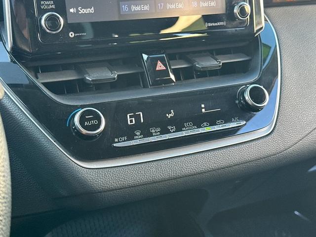 Photo of 2021 Black Sand Pearl Toyota Corolla