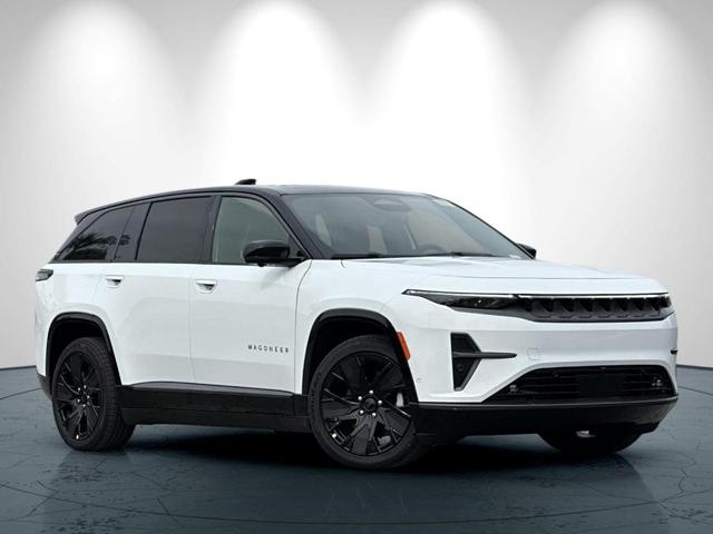 Photo of 2025 Bright White Clearcoat Jeep Wagoneer S