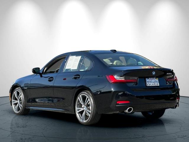 Photo of 2023 Jet Black BMW 330e