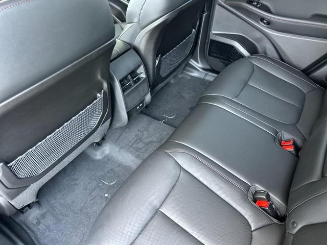 Photo of 2025 Bright White Clearcoat Jeep Wagoneer S