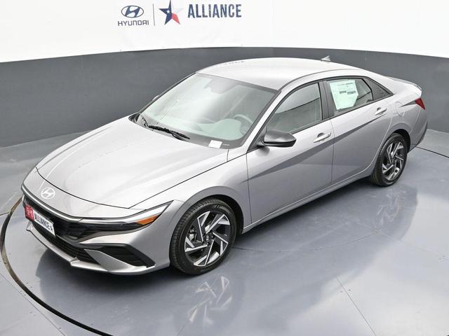 Photo of 2025 Metal Hyundai ELANTRA