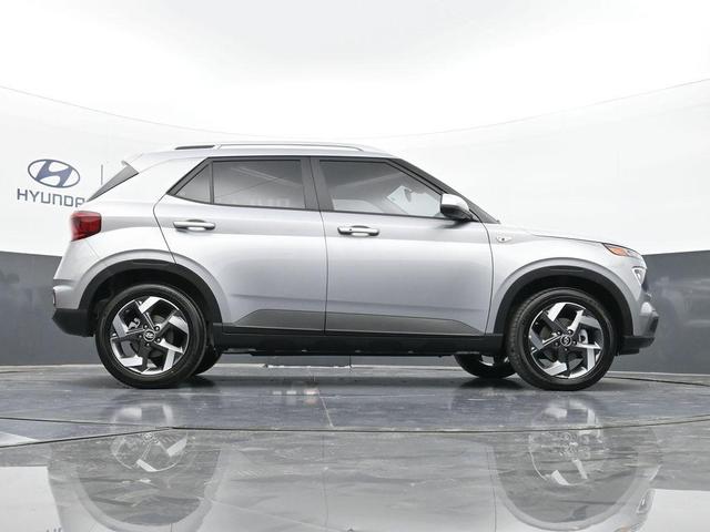 Photo of 2025 Shimmering Silver Hyundai VENUE
