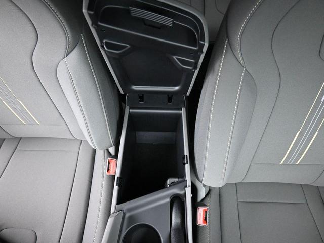 Photo of 2025 Gray Hyundai ELANTRA