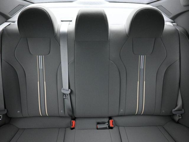 Photo of 2025 Gray Hyundai ELANTRA