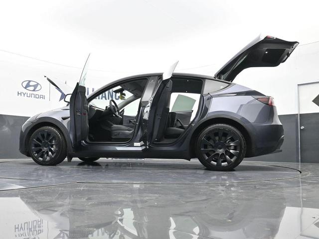 Photo of 2021 Gray Tesla Model Y