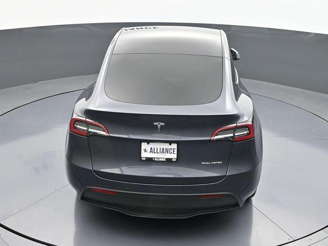 Photo of 2021 Gray Tesla Model Y