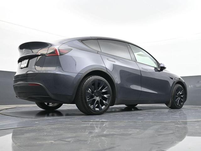 Photo of 2021 Gray Tesla Model Y
