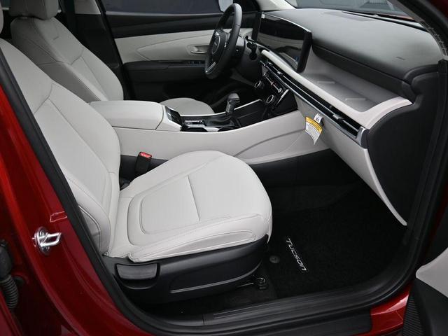 Photo of 2025 Red Hyundai TUCSON