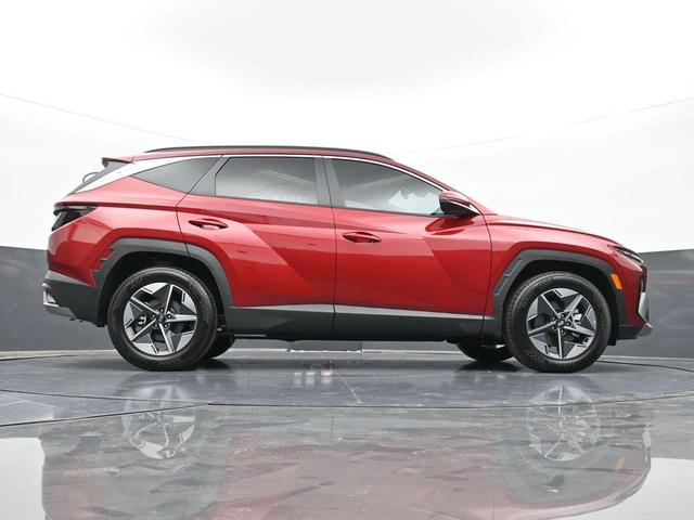Photo of 2025 Red Hyundai TUCSON