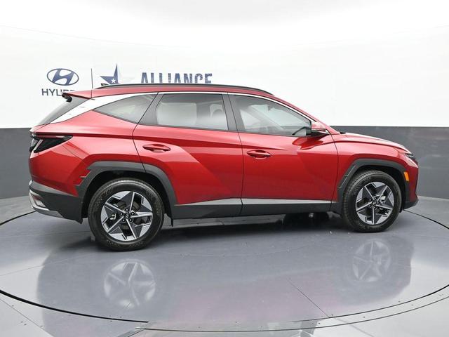 Photo of 2025 Red Hyundai TUCSON